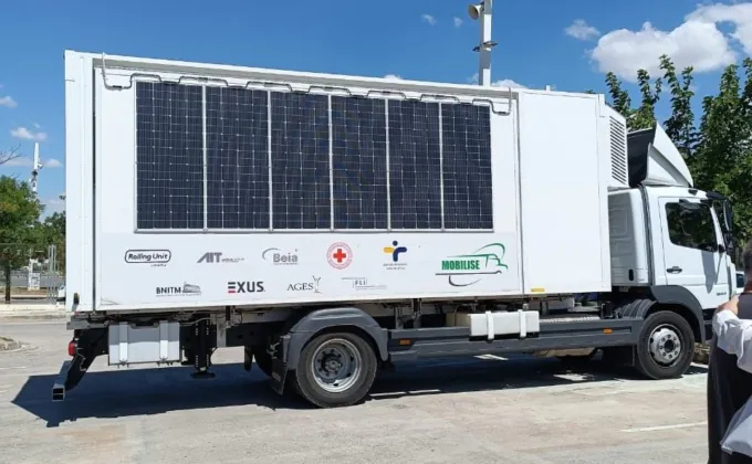 Mobilise mobile lab Rolling Unit